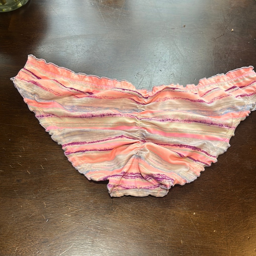 Victoria secret ruffle cheeky bikini bottoms.